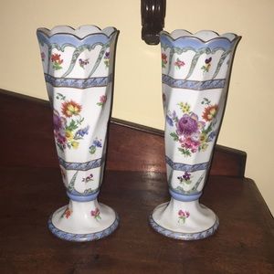 Chelsea House Port Royal pair of vases
